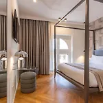 Arenula16 - Penthouse With 360 Degree View Terrace Apartment *