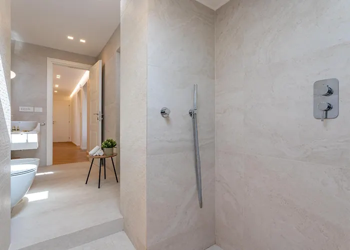 Arenula16 - Penthouse With 360 Degree View Terrace *